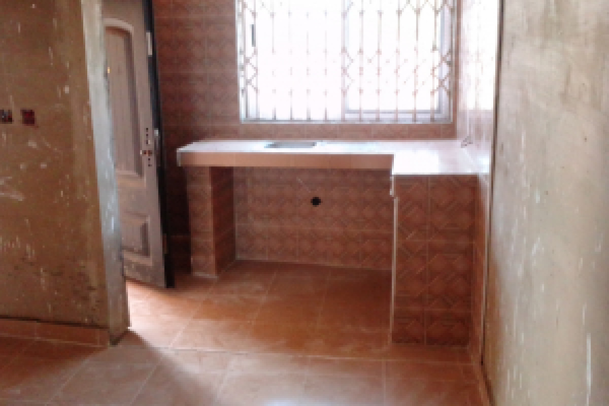 Newly built Chamber and Hall self contained for rent – 2 years